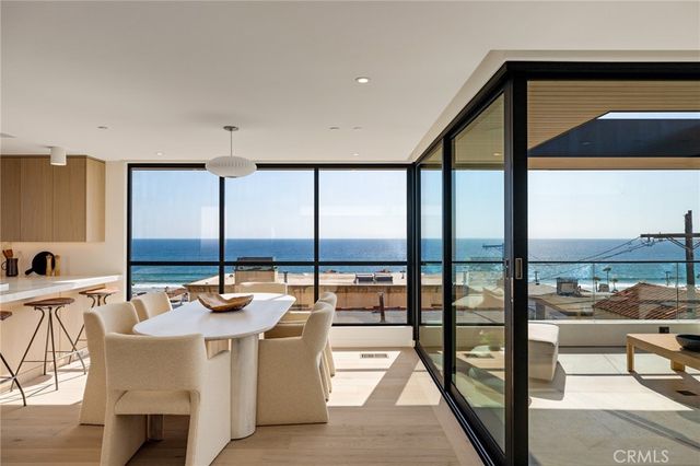 228 Moonstone, Manhattan Beach, CA 90266