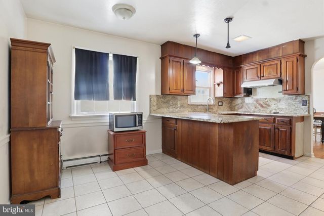 1529 SPRINGSIDE DR, Lancaster, PA 17603