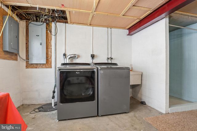 1529 SPRINGSIDE DR, Lancaster, PA 17603