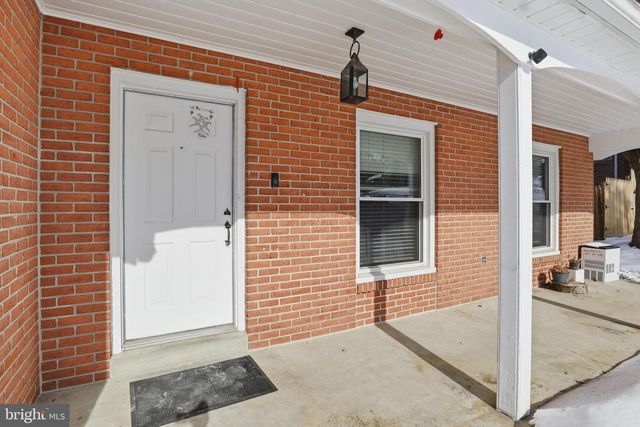 1529 SPRINGSIDE DR, Lancaster, PA 17603