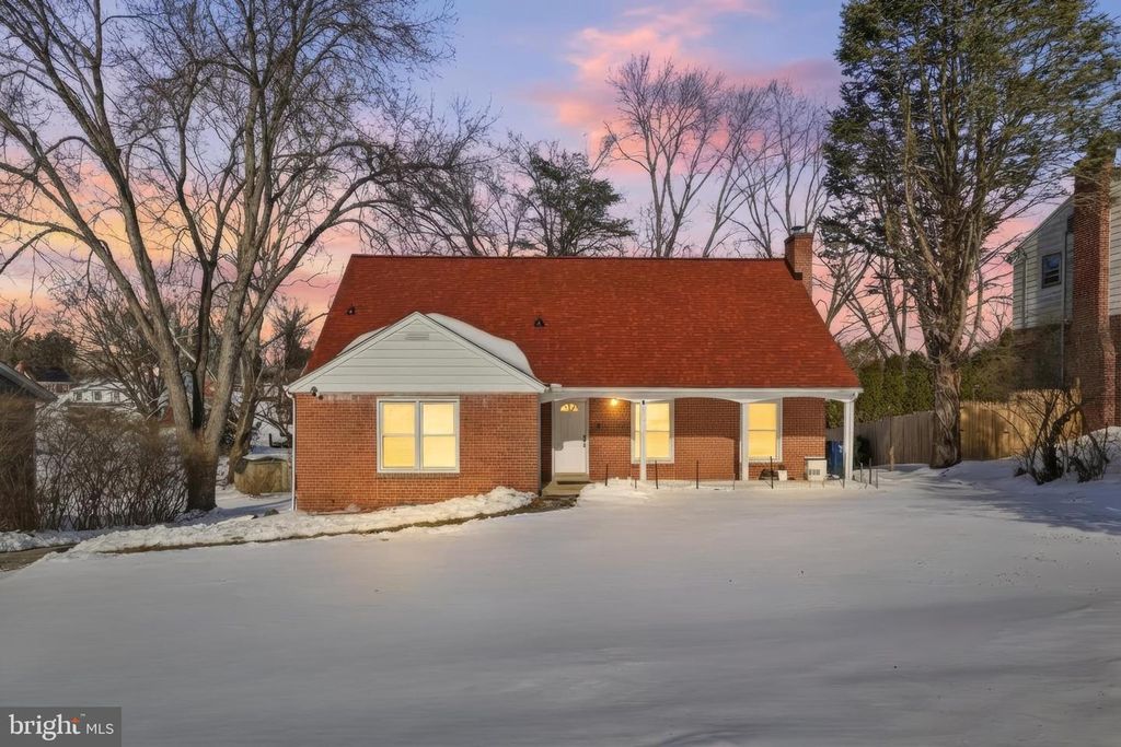 1529 SPRINGSIDE DR, Lancaster, PA 17603