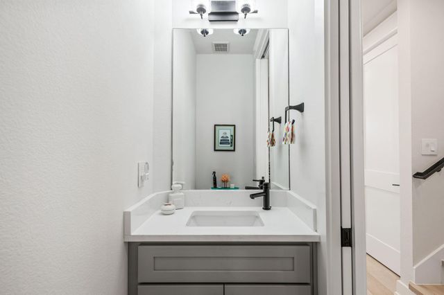 6313 Bristol CIR 1, Austin, TX 78723