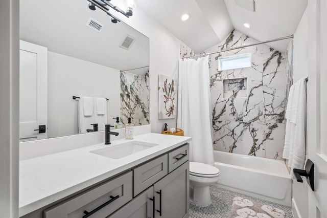 6313 Bristol CIR 1, Austin, TX 78723