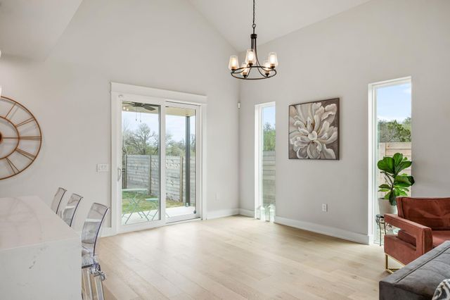 6313 Bristol CIR 1, Austin, TX 78723