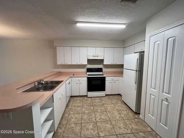 2990 S Fiske Boulevard S I6, Rockledge, FL 32955