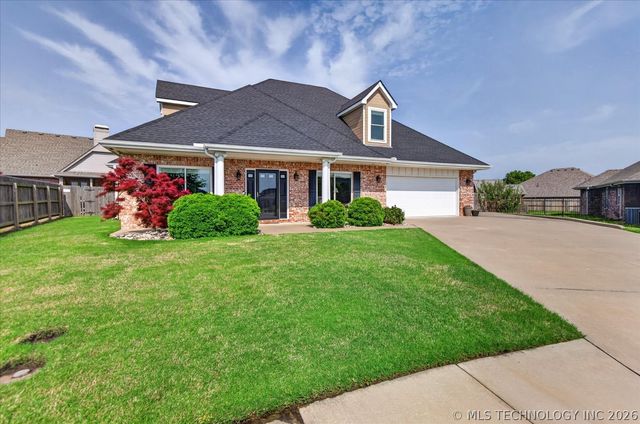 5637 Chickering Court, Bartlesville, OK 74006