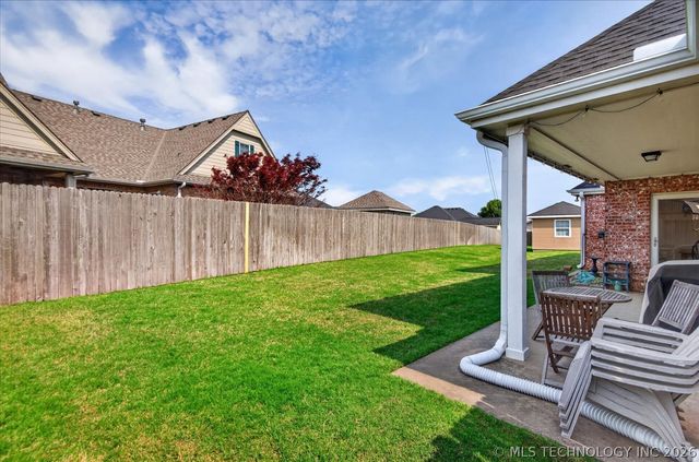 5637 Chickering Court, Bartlesville, OK 74006