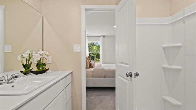 323 NOLA LANE, Dundee, FL 33838