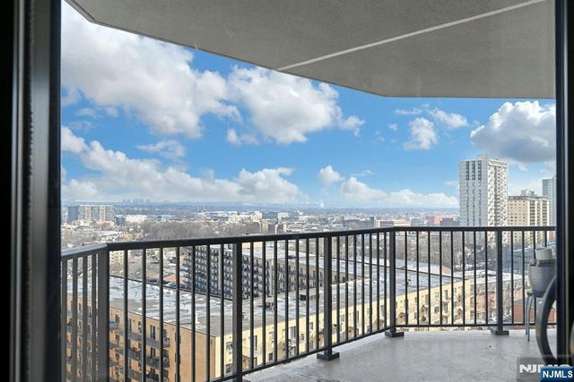 245 Prospect Avenue 12B, Hackensack, NJ 07601