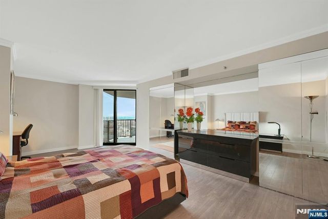 245 Prospect Avenue 12B, Hackensack, NJ 07601