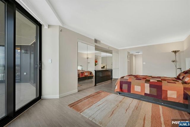 245 Prospect Avenue 12B, Hackensack, NJ 07601