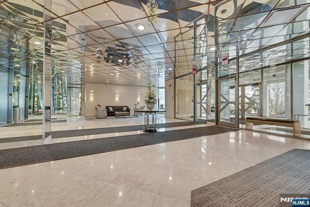 245 Prospect Avenue 12B, Hackensack, NJ 07601