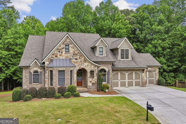 963 Garner Creek Drive SW, Lilburn, GA 30047
