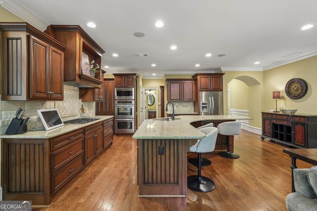 963 Garner Creek Drive SW, Lilburn, GA 30047