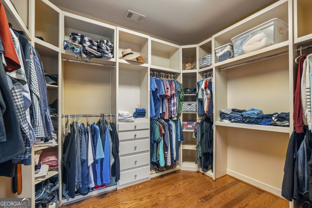 963 Garner Creek Drive SW, Lilburn, GA 30047