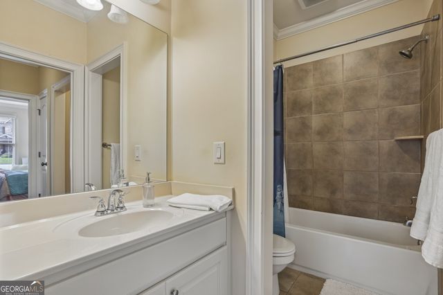 963 Garner Creek Drive SW, Lilburn, GA 30047