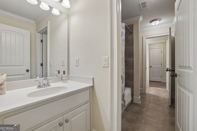 963 Garner Creek Drive SW, Lilburn, GA 30047