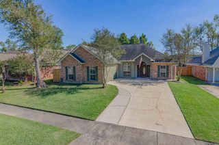 17450 Chasefield Ave, Saint George, LA 70817