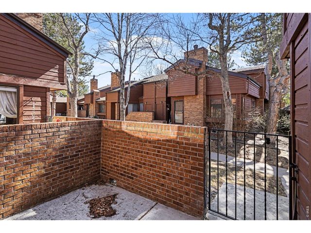 2685 S Dayton Way 21, Denver, CO 80231