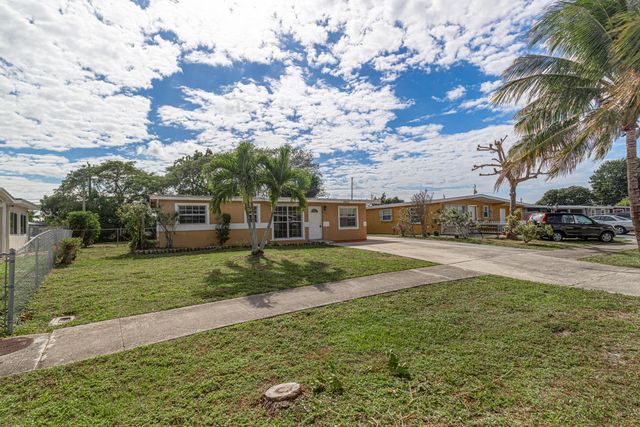 5652 S Rue Road, West Palm Beach, FL 33415