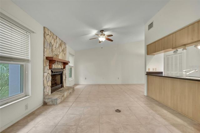 11587 W TIMBERLANE DRIVE, Homosassa, FL 34448