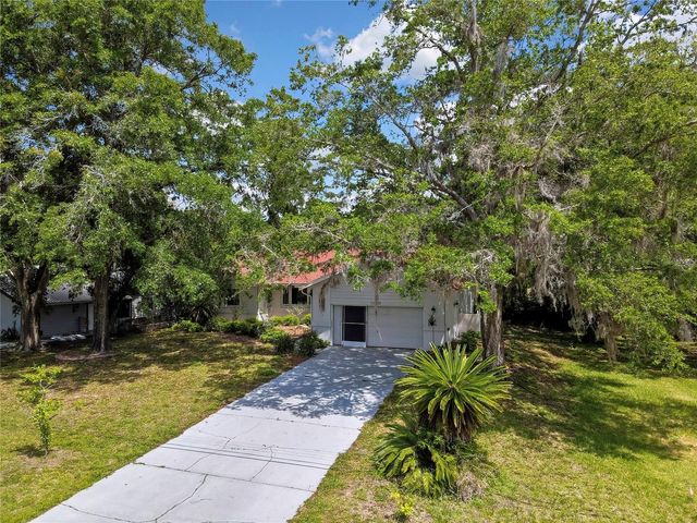 11587 W TIMBERLANE DRIVE, Homosassa, FL 34448