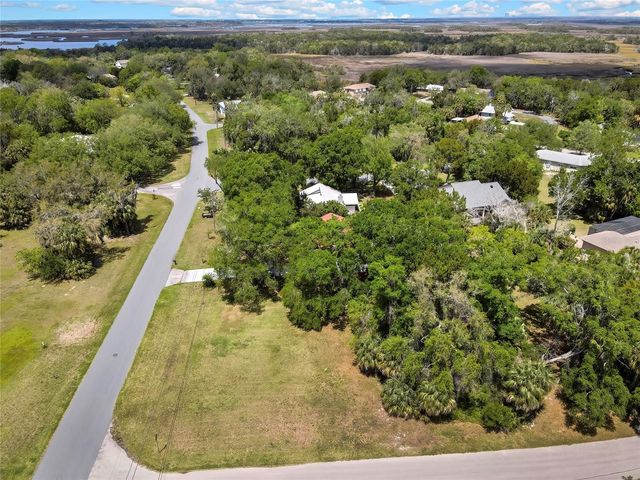 11587 W TIMBERLANE DRIVE, Homosassa, FL 34448