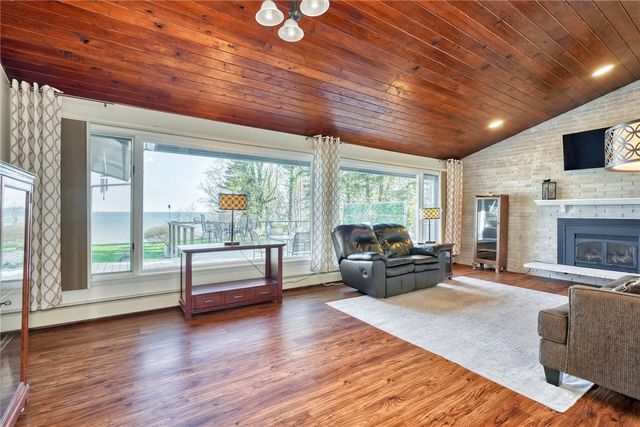 147 Elm Drive, Ontario, NY 14519