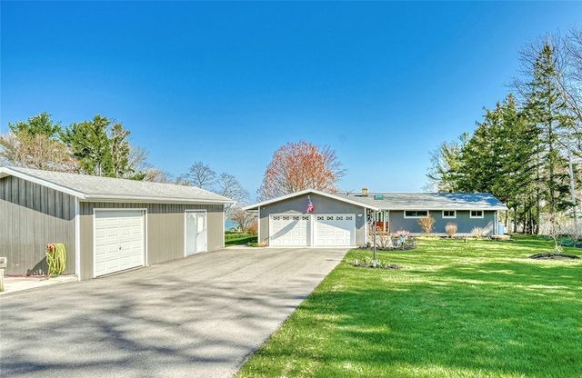 147 Elm Drive, Ontario, NY 14519