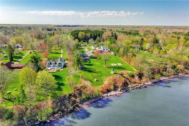 147 Elm Drive, Ontario, NY 14519