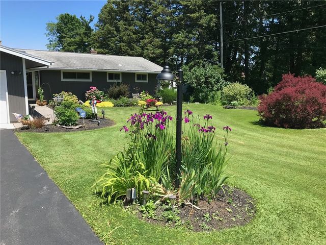147 Elm Drive, Ontario, NY 14519