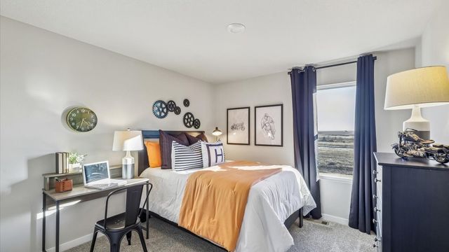 406 Kingfisher Drive, Norwalk, IA 50211