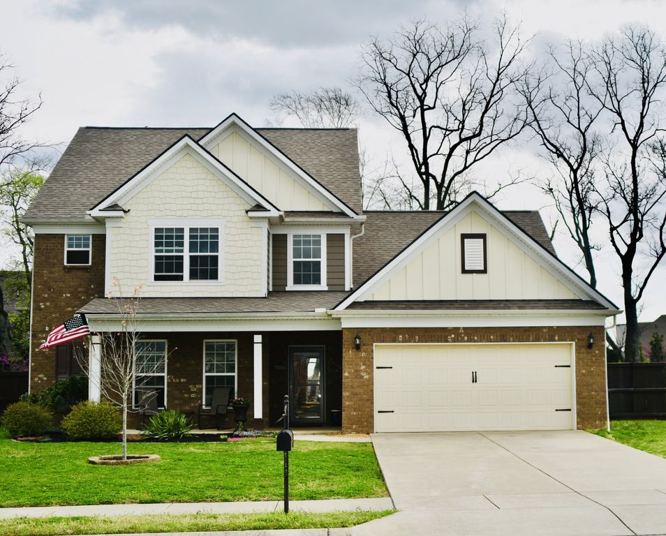 4006 Compass Pointe Ct, Thompsons Station, TN 37179