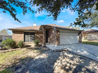 1901 Holly Springs DR, Taylor, TX 76574