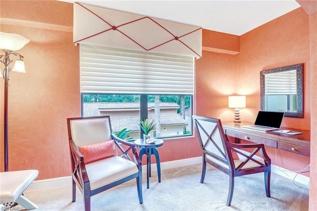 206 Foxtail CT 2-206, Naples, FL 34104