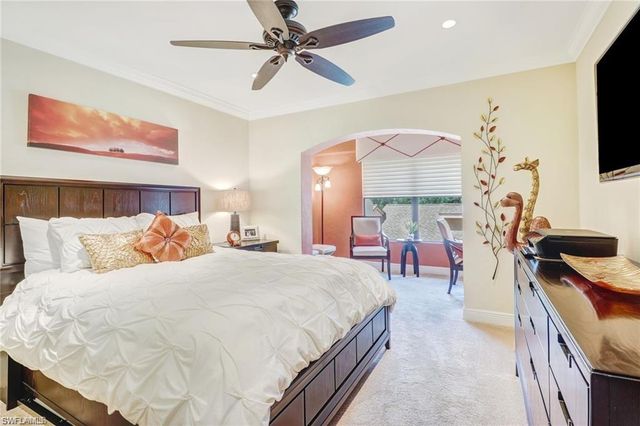 206 Foxtail CT 2-206, Naples, FL 34104