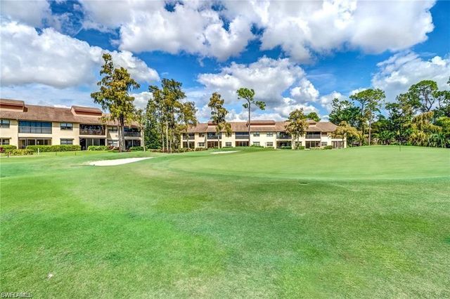 206 Foxtail CT 2-206, Naples, FL 34104