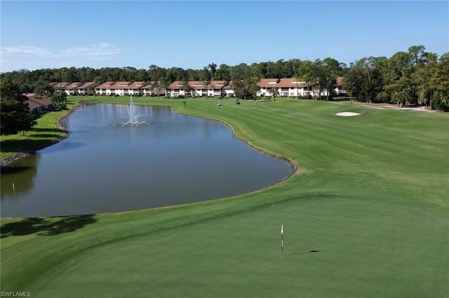 206 Foxtail CT 2-206, Naples, FL 34104