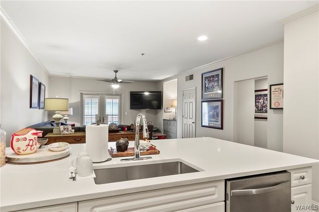 712 Frank Thomas 305, Tuscaloosa, AL 35401