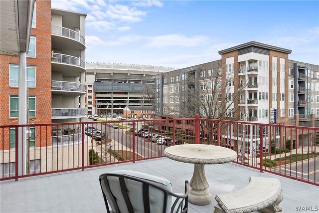 712 Frank Thomas 305, Tuscaloosa, AL 35401