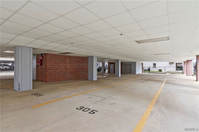 712 Frank Thomas 305, Tuscaloosa, AL 35401