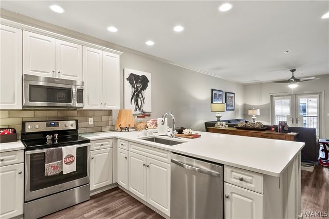 712 Frank Thomas 305, Tuscaloosa, AL 35401