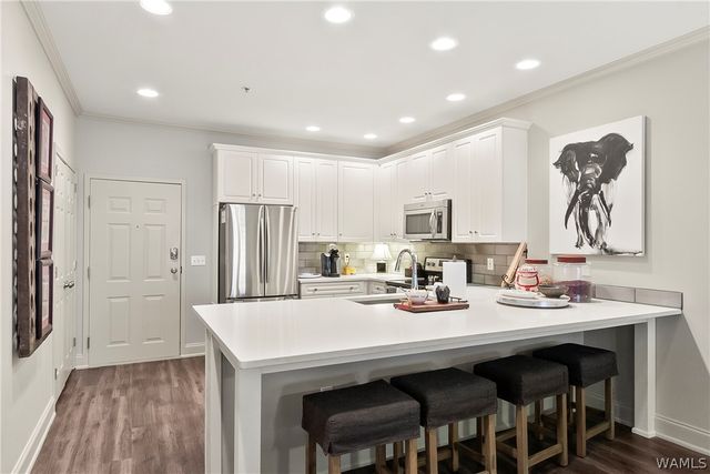 712 Frank Thomas 305, Tuscaloosa, AL 35401