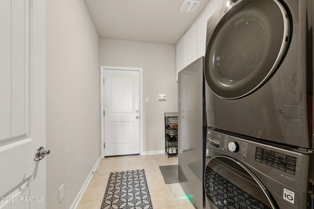 210 Rue Cordorcet, Youngsville, LA 70592