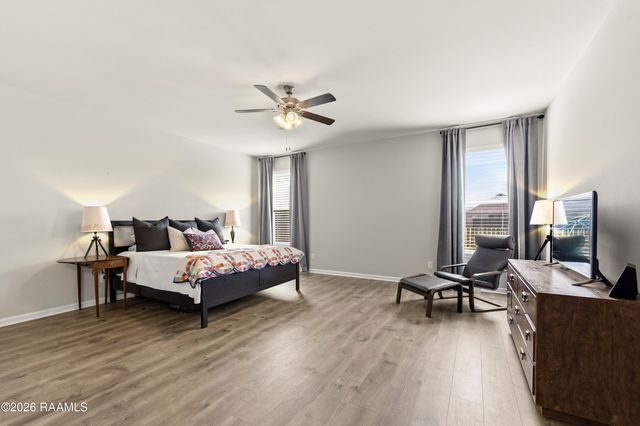 210 Rue Cordorcet, Youngsville, LA 70592