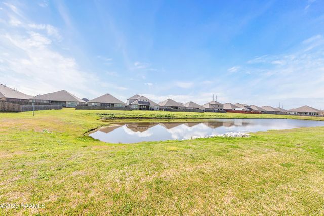 210 Rue Cordorcet, Youngsville, LA 70592