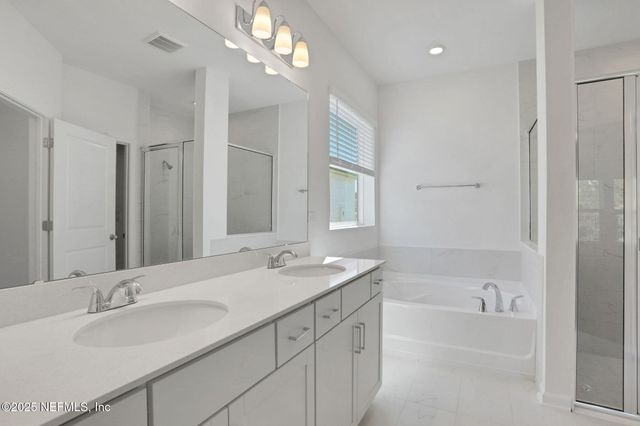 3263 PIPERS Way, Green Cove Springs, FL 32043