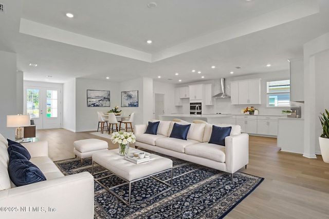 3263 PIPERS Way, Green Cove Springs, FL 32043