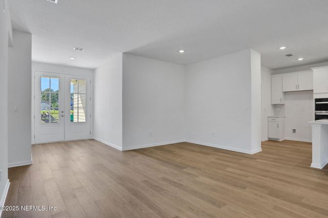 3263 PIPERS Way, Green Cove Springs, FL 32043