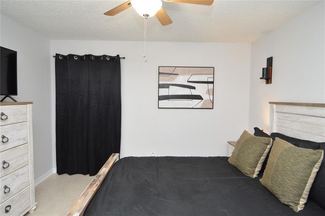 10200 GANDY BOULEVARD N 1225, St Petersburg, FL 33702